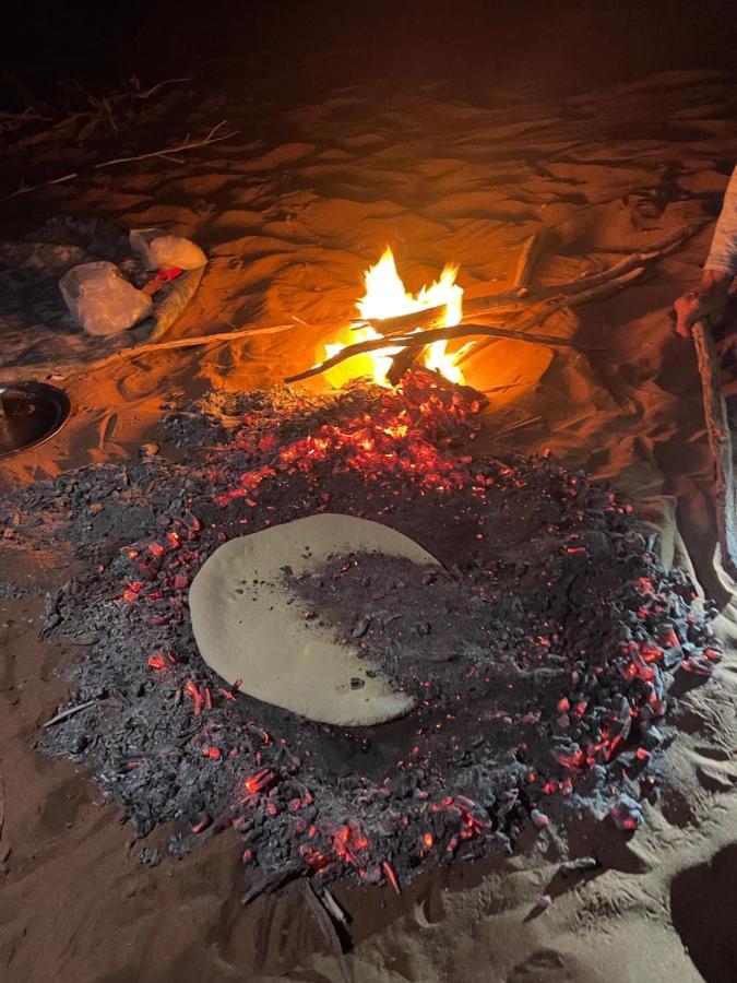Bed and Breakfast Dar Nomads M'Hamid Esterno foto