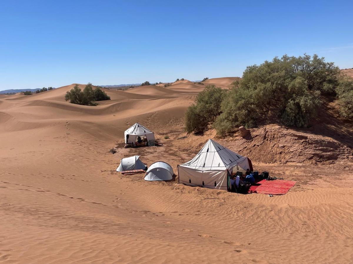 Bed and Breakfast Dar Nomads M'Hamid Esterno foto