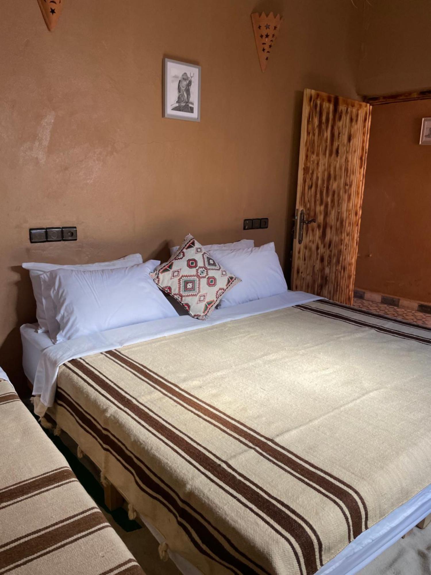 Bed and Breakfast Dar Nomads M'Hamid Esterno foto
