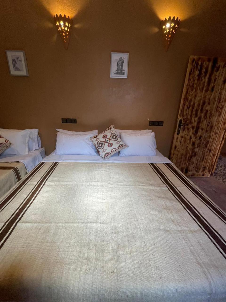 Bed and Breakfast Dar Nomads M'Hamid Esterno foto